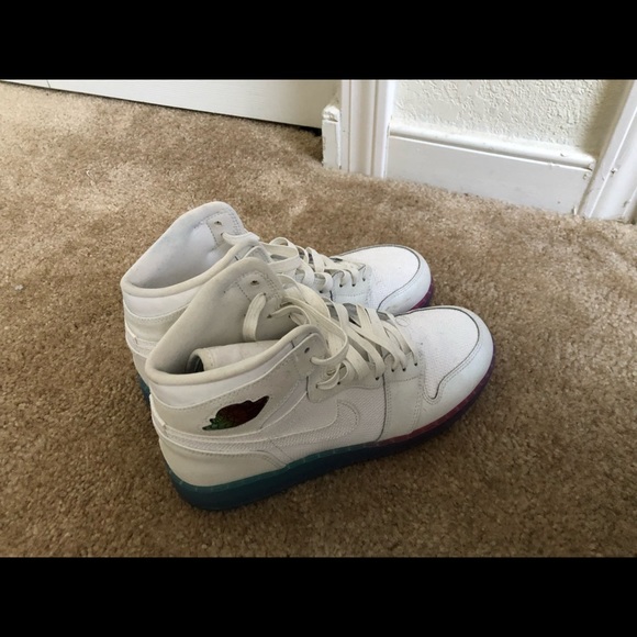 Jordan’s - Picture 2 of 4